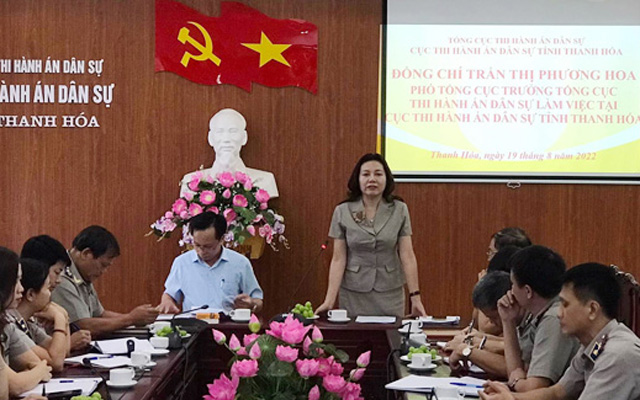 Phó Tổng cục trưởng Trần Thị Phương Hoa làm việc tại Cục THADS tỉnh Thanh Hóa