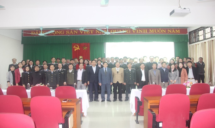 Công chức ngành thi hành án dân sự tỉnh Thừa Thiên Huế tham gia lớp Bồi dưỡng lãnh đạo, quản lý cấp phòng tại Phân viện Học viện hành chính Quốc gia tại thành phố Huế.