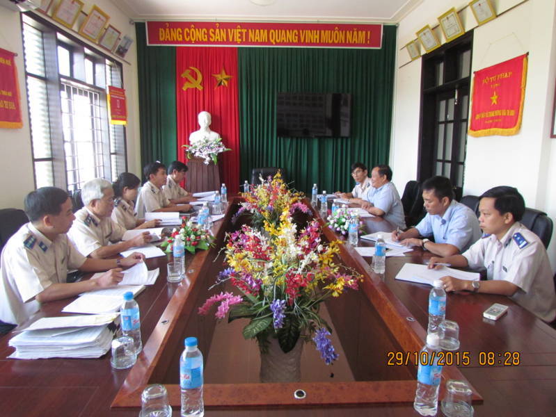 Lãnh đạo tỉnh đến thăm và làm việc tại cơ quan Cục Thi hành án dân sự tỉnh Thừa Thiên Huế