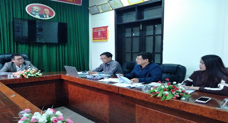 Cục trưởng Cục Thi hành án dân sự tỉnh Thừa Thiên Huế làm việc với lãnh đạo Văn Phòng và Phòng Tổ chức cán bộ về một số nhiệm vụ trọng tâm trong thời gian tới.