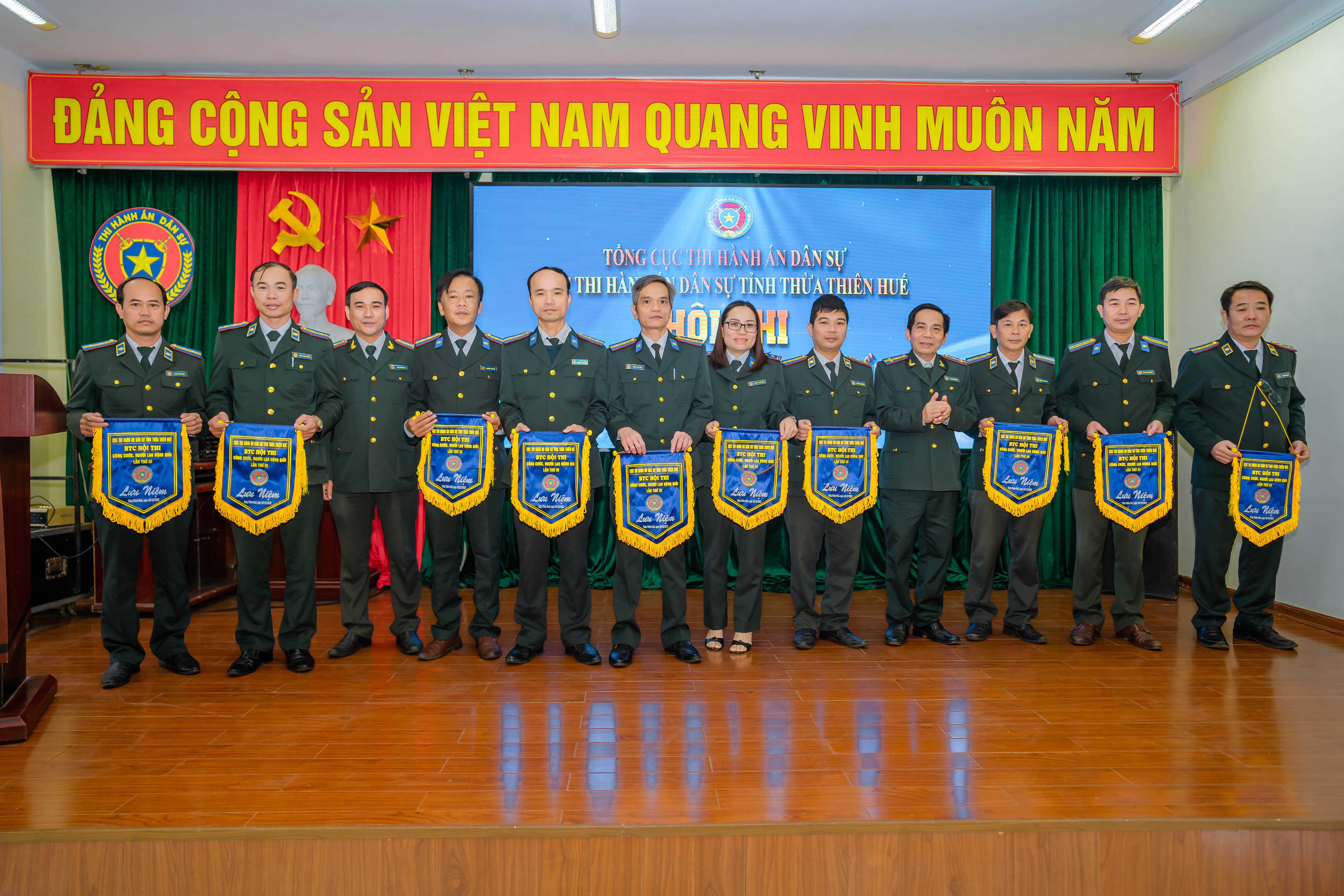 Thừa Thiên Huế - Sôi nổi Hội thi công chức người lao động giỏi lần thứ III