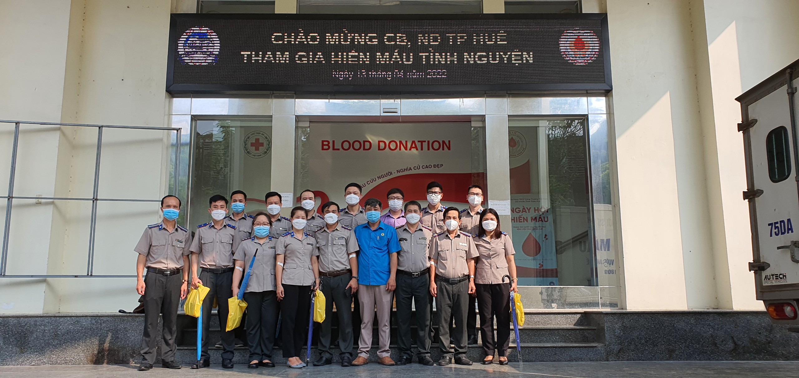 Công chức, người lao động các cơ quan Thi hành án dân sự trên địa bàn tỉnh Thừa Thiên Huế tích cực tham gia hiến máu tình nguyện năm 2022