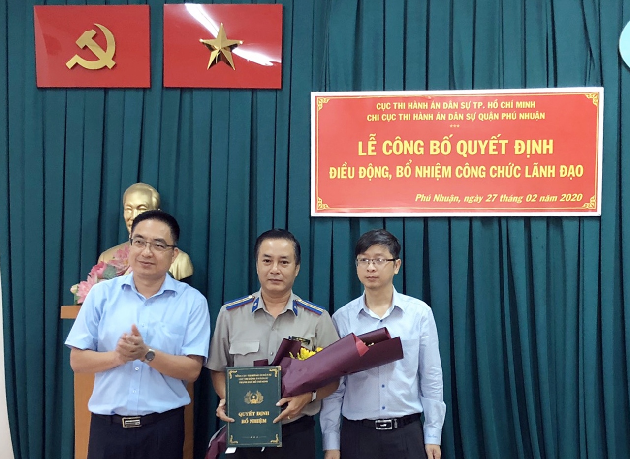 Công bố Quyết định bổ nhiệm Phó Chi cục trưởng, Chi cục THADS quận Phú Nhuận, Thành phố Hồ Chí Minh