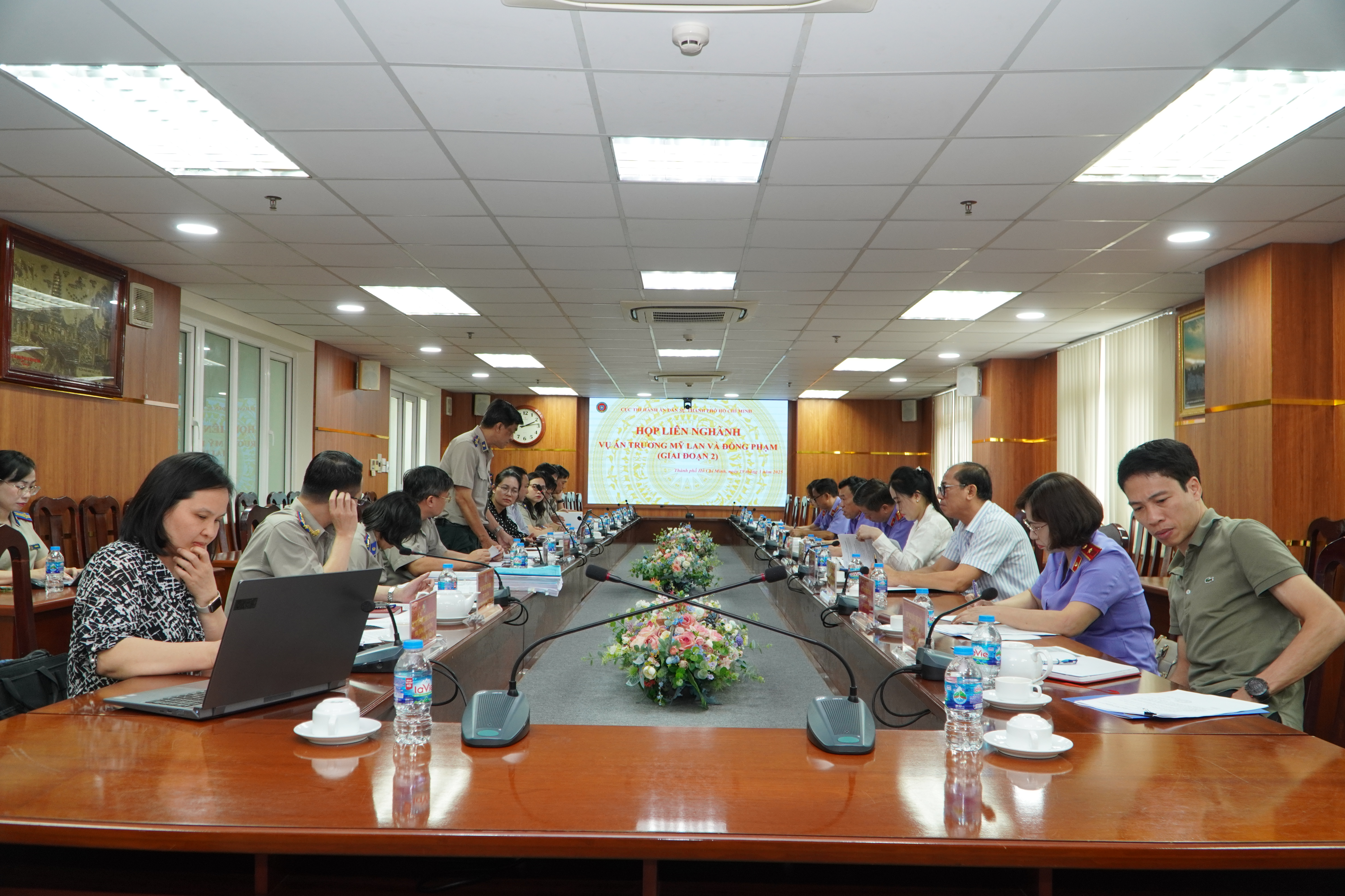 THÔNG CÁO BÁO CHÍ Về việc thông tin đến người được thi hành án và người có quyền lợi và nghĩa vụ liên quan trong vụ án Trương Mỹ Lan và đồng phạm  (giai đoạn 2)