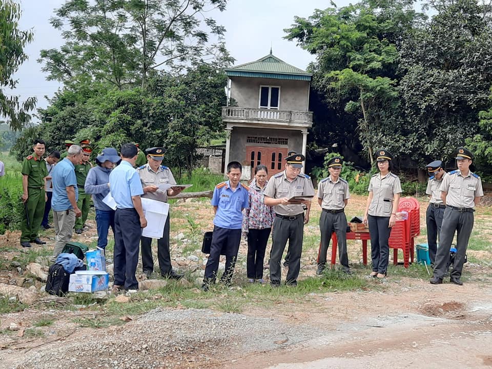 Chi cục Thi hành án dân sự huyện Sơn Dương thực hiện đợt cao điểm về thi hành án dân sự