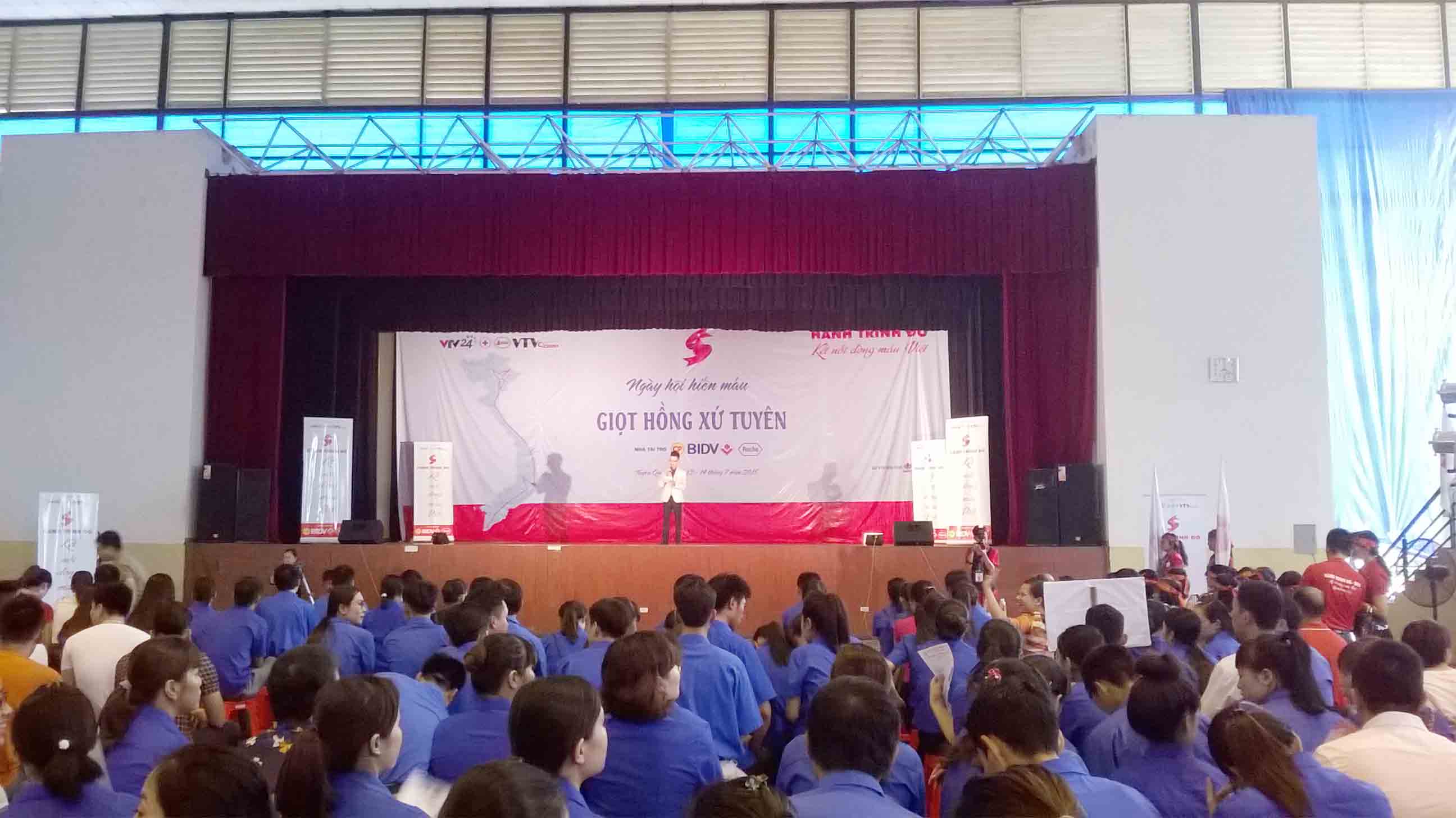 Chi đoàn Thanh niên Cục Thi hành án dân sự tỉnh Tuyên Quang  tham gia Ngày hội hiến máu tình nguyện năm 2015