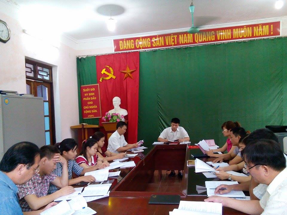 Chi bộ Chi cục Thi hành án dân sự thành phố Tuyên Quang tổ chức học tập, quán triệt, triển khai thực hiện Nghị  quyết Đại hội đại biểu toàn quốc lần thứ XII của Đảng.