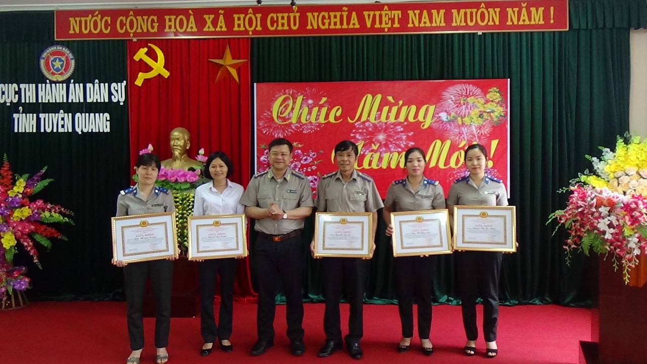 Chi bộ Cục THADS tỉnh sơ kết 5 năm thực hiện Chỉ thị số 05-CT/TW  ngày 15/5/2016 của Bộ Chính trị về đẩy mạnh học tập và làm theo tư tưởng, đạo đức, phong cách Hồ Chí Minh.