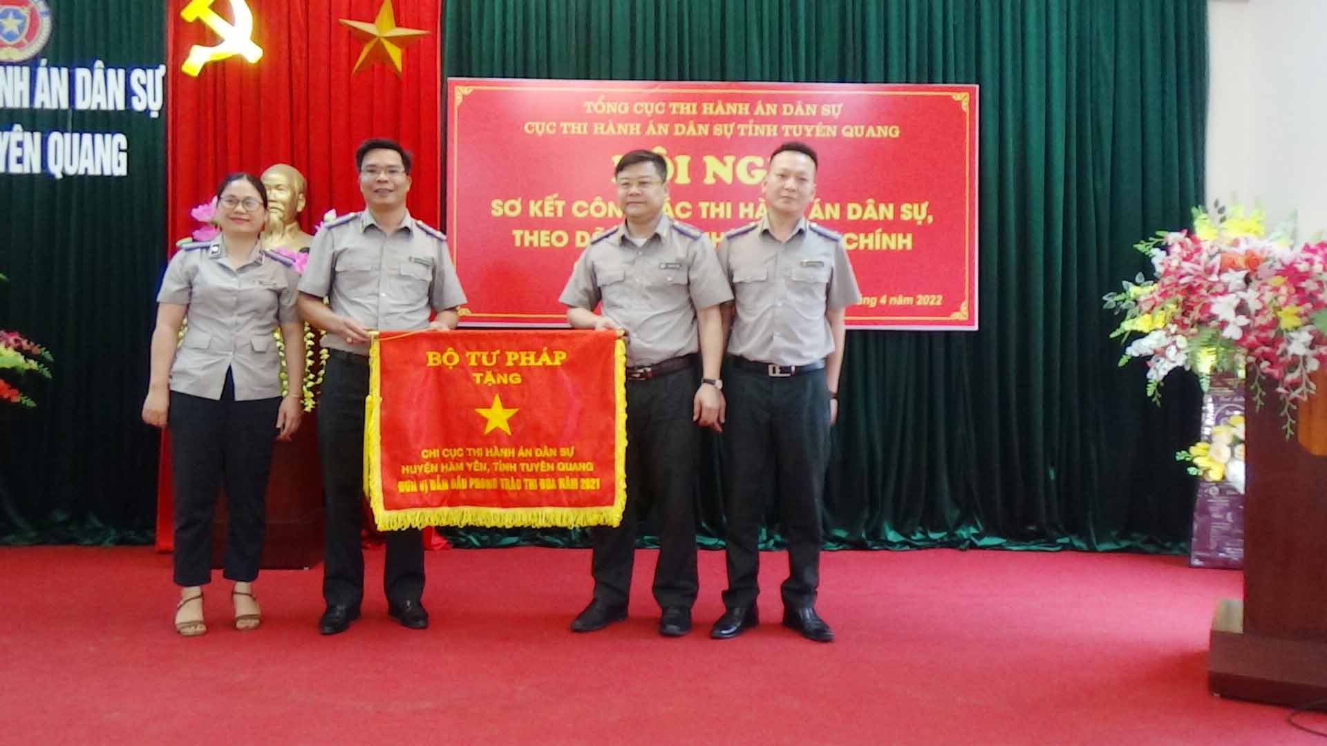 Cục Thi hành án dân sự tỉnh Tuyên Quang: Sơ kết công tác thi hành án dân sự, theo dõi thi hành án hành chính 6 tháng đầu năm 2022.