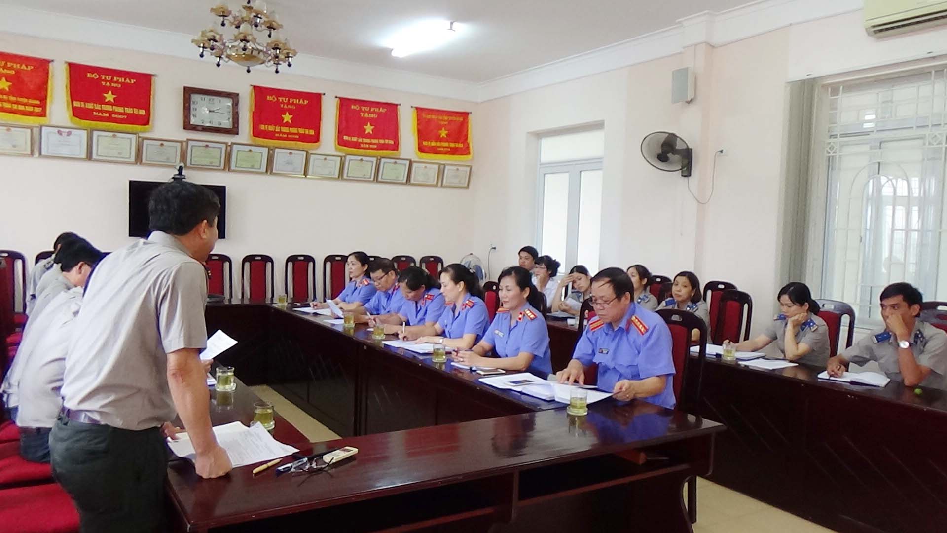 Viện kiểm sát nhân dân tỉnh trực tiếp kiểm sát công tác thi hành án dân sự tại Cục Thi hành án dân sự Tuyên Quang
