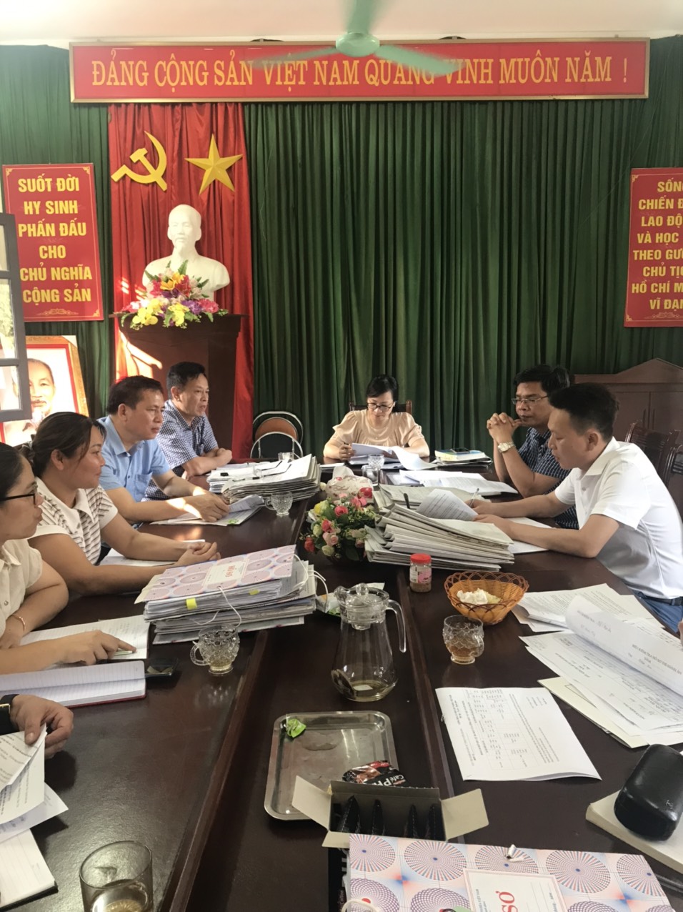 Kiểm tra công tác thi hành án dân sự và công tác kế toán nghiệp vụ thi hành án năm 2022 tại Chi cục Thi hành án dân sự huyện Hàm Yên.
