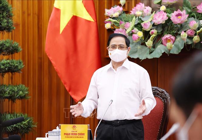 Thủ tướng Phạm Minh Chính: Trang bị kiến thức và truyền cảm hứng cho người dân trong chống dịch COVID-19
