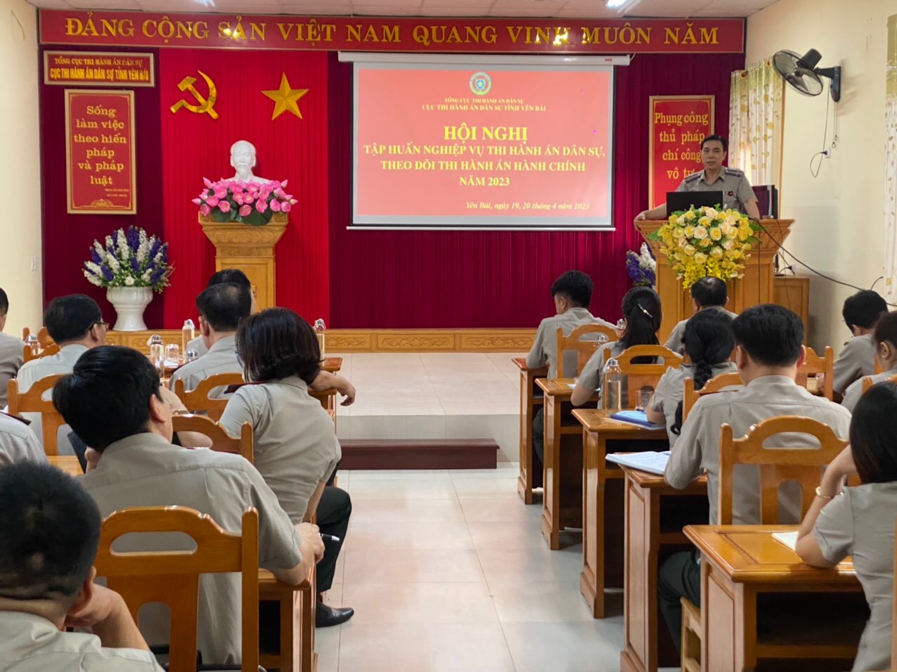 Cục Thi hành án dân sự tỉnh Yên Bái tổ chức Hội nghị tập huấn nghiệp vụ công tác thi hành án dân sự, theo dõi thi hành án hành chính năm 2023