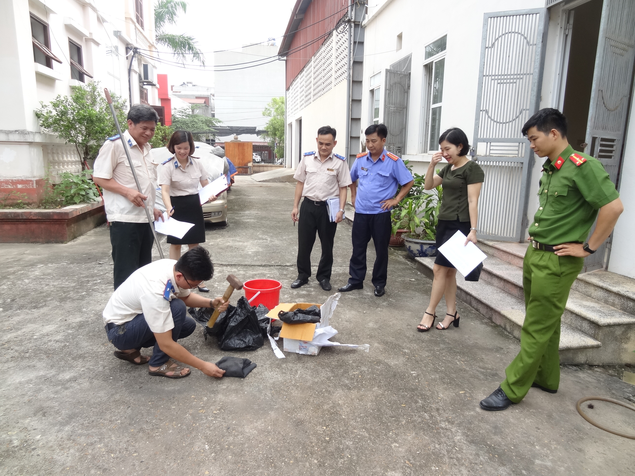 Cục Thi hành án dân sự tỉnh Bắc Giang tiêu hủy hơn 11kg ma túy vật chứng