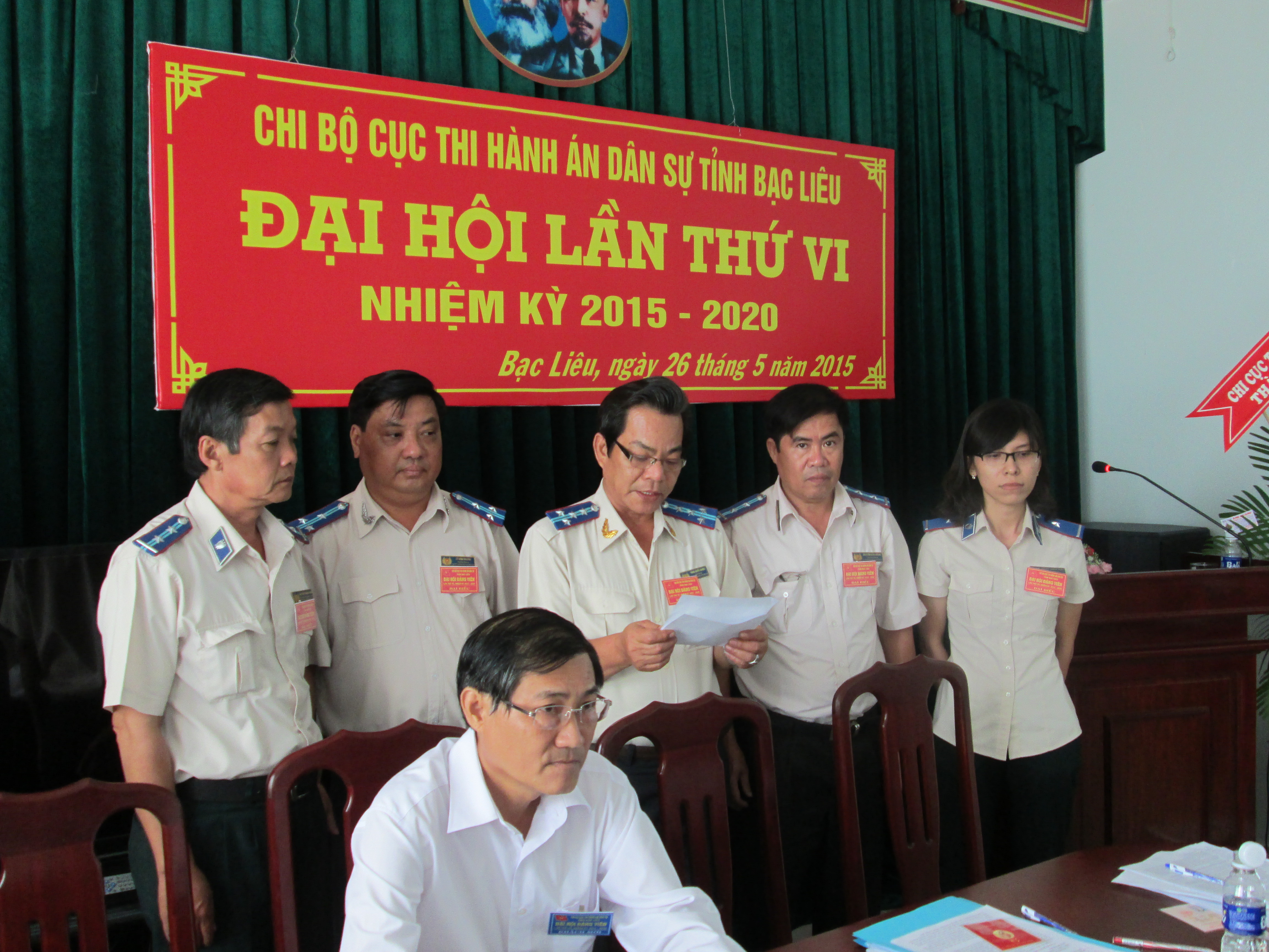 Chi bộ Cục Thi hành án dân sự tỉnh Bạc Liêu đã  tổ chức thành công Đại hội Đảng viên lần thứ VI, nhiệm kỳ 2015 - 2020