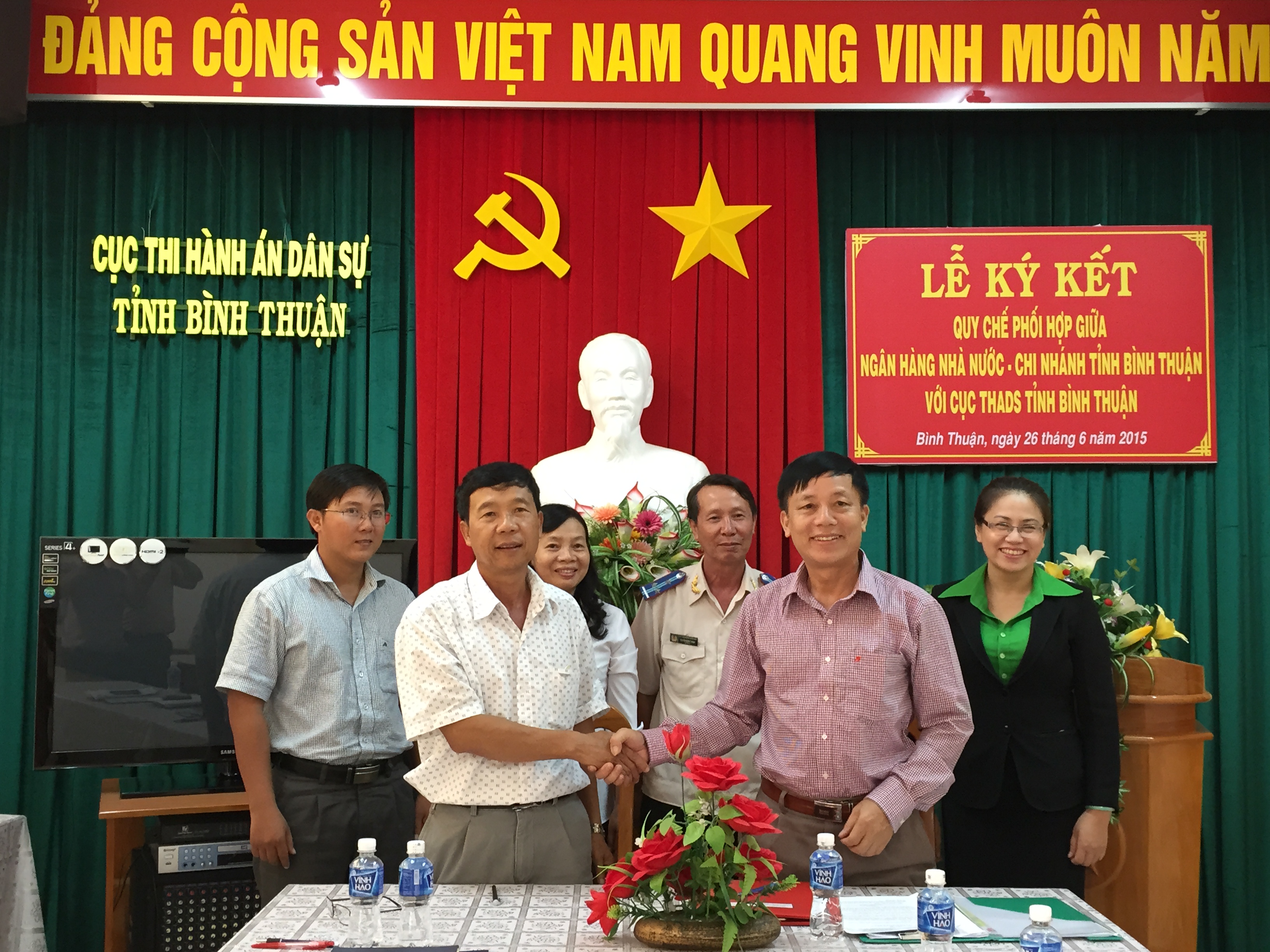 Lễ ký kết Quy chế phối hợp giữa Ngân hàng Nhà nước chi nhánh Bình Thuận với Cục Thi hành án dân sự tỉnh Bình Thuận