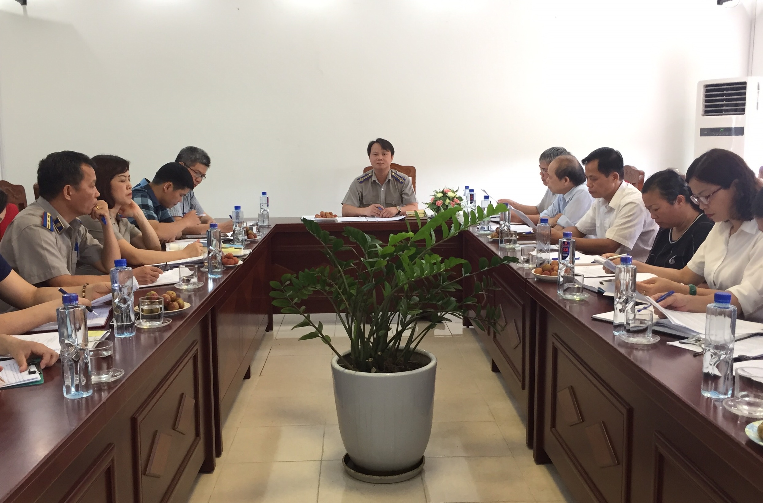 Cục Thi hành án dân sự tỉnh Cao Bằng tổ chức họp liên ngành để giải quyết một số vụ việc thi hành án khó khăn, phức tạp
