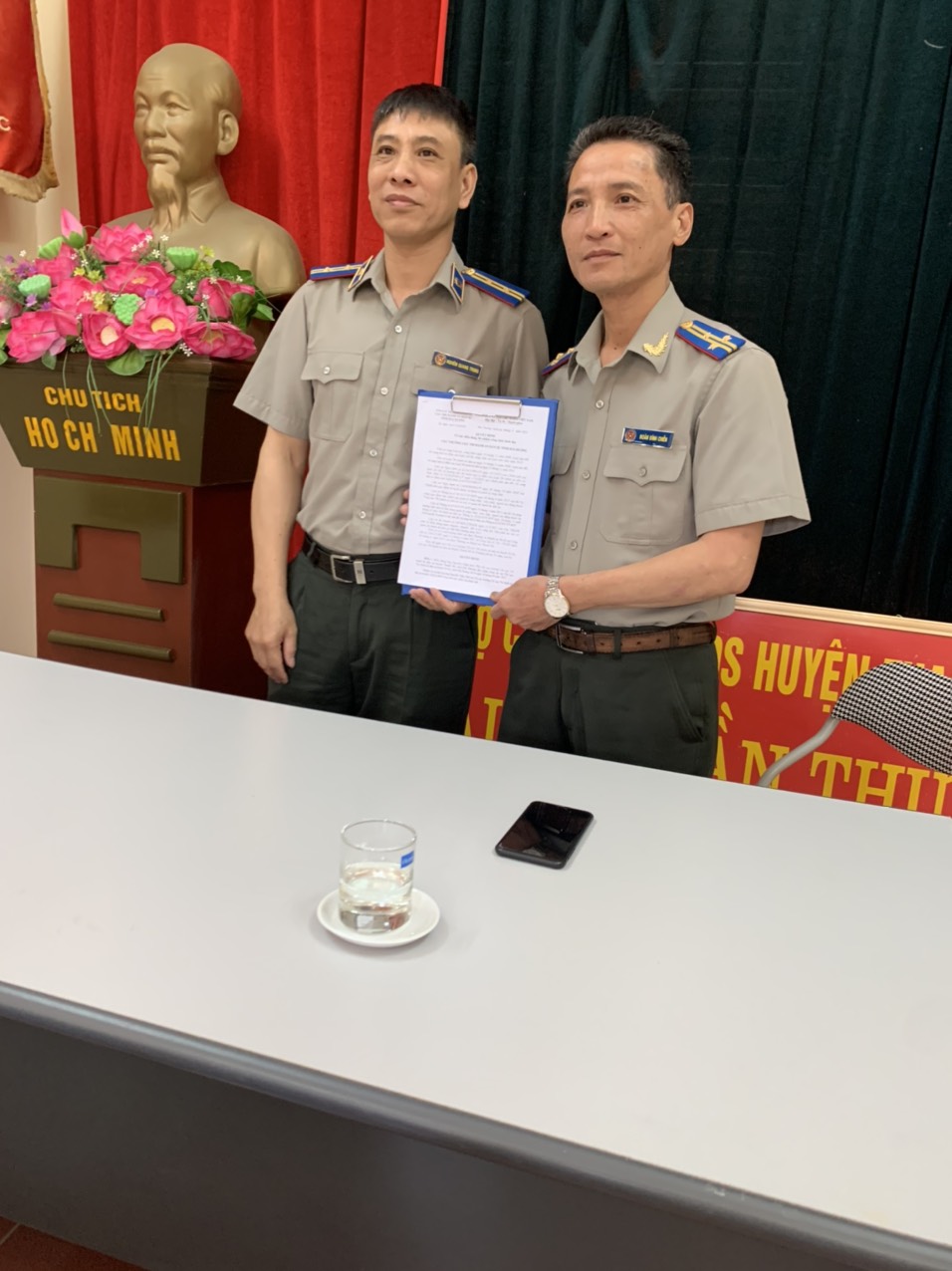 Công bố, trao quyết định điều động, bổ nhiệm Phó Chi cục trưởng Chi cục Thi hành án dân sự huyện Thanh Hà.