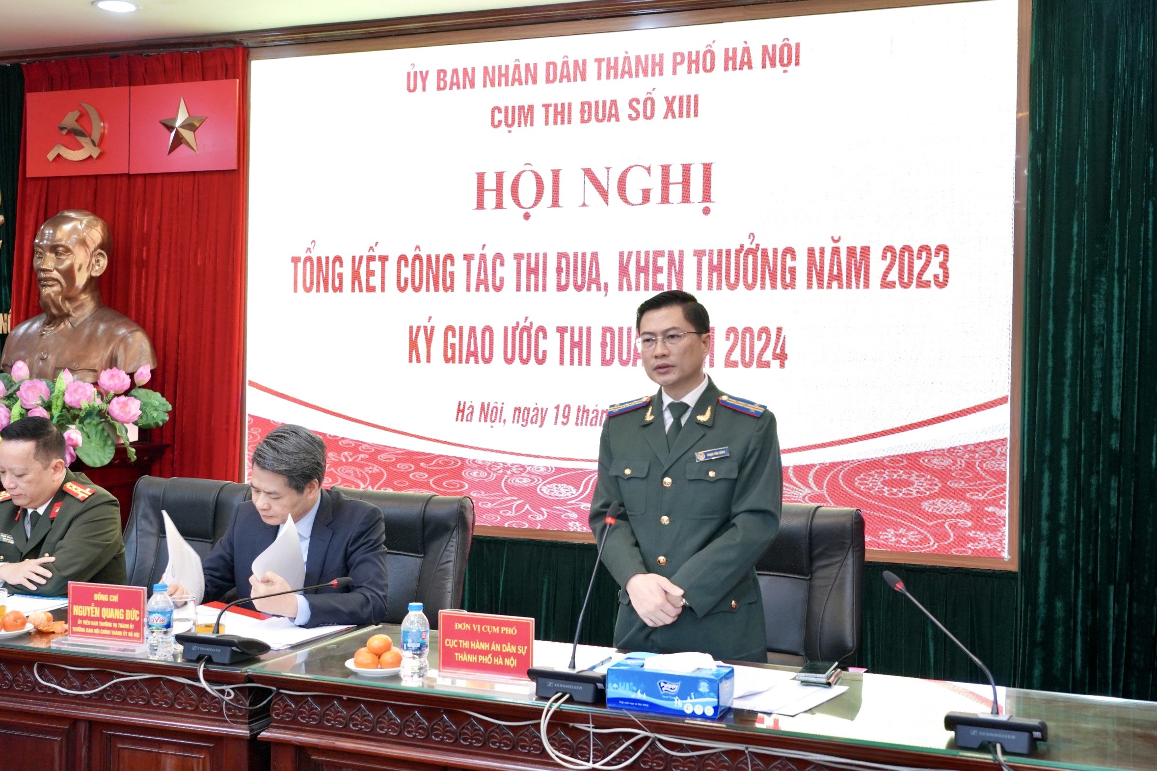 Sáng ngày 19/01/2024, thực hiện Kế hoạch số 377/KH-CTĐXIII ngày 04/12/2023, Cụm Thi đua số 13 thành phố Hà Nội tổ chức Hội nghị tổng kết công tác thi đua, khen thưởng năm 2023.