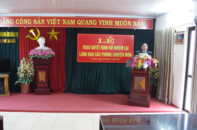 Lễ trao quyết định bổ nhiệm lại Lãnh đạo các Phòng chuyên môn thuộc Cục Thi hành án dân sự thành phố Hà Nội