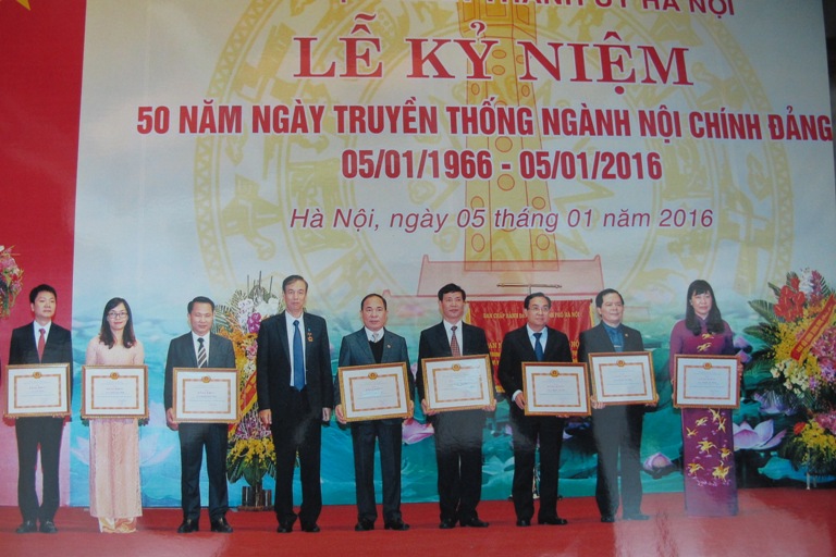 Cục Thi hành án dân sự thành phố Hà Nội vinh dự được  Ban Thường vụ Thành ủy Hà Nội tặng Bằng khen