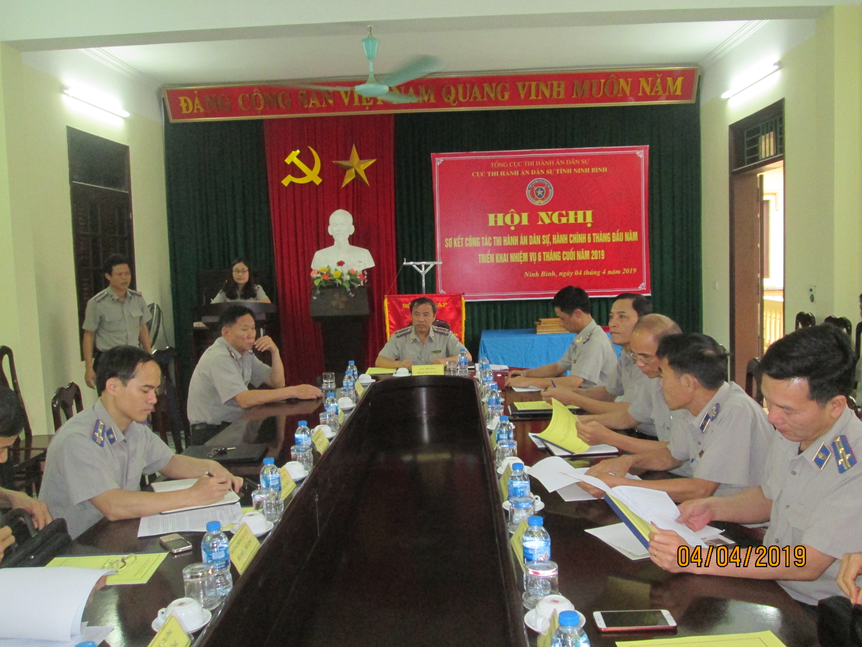 Cục Thi hành án dân sự tỉnh Ninh Bình tổ chức Hội nghị sơ kết công tác thi hành án dân sự, theo dõi hành chính 6 tháng đầu năm 2019.