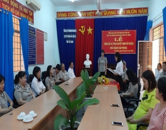 Công bố và trao Quyết định bổ nhiệm Phó Chánh văn phòng Cục Thi hành án dân sự tỉnh Tây Ninh