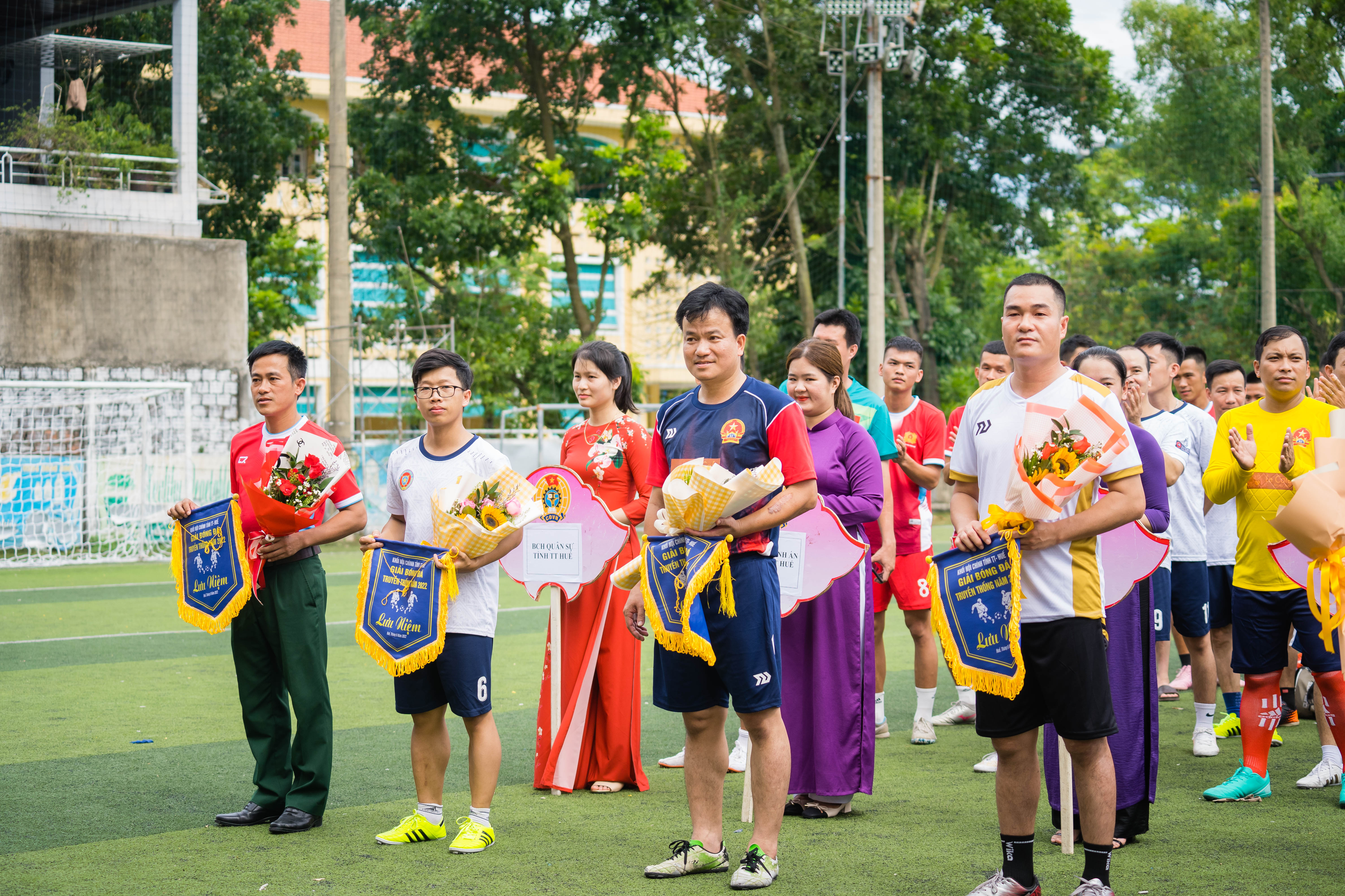 Cục Thi hành án dân sự tỉnh Thừa Thiên Huế tham gia giải bóng đá truyền thống khối nội chính tỉnh Thừa Thiên Huế năm 2022