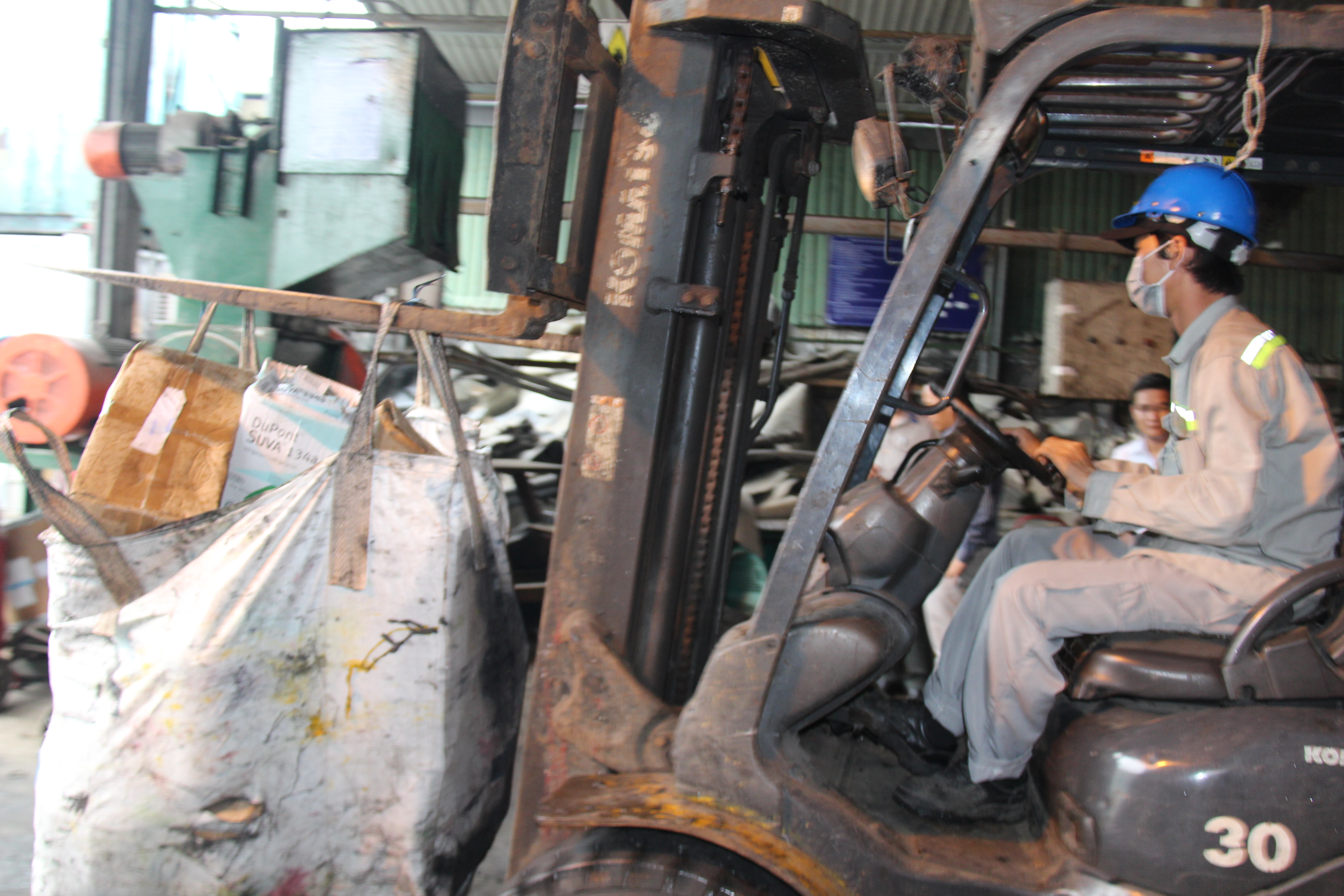 Chi cục THADS quận Bình Tân tổ chức tiêu hủy tang vật