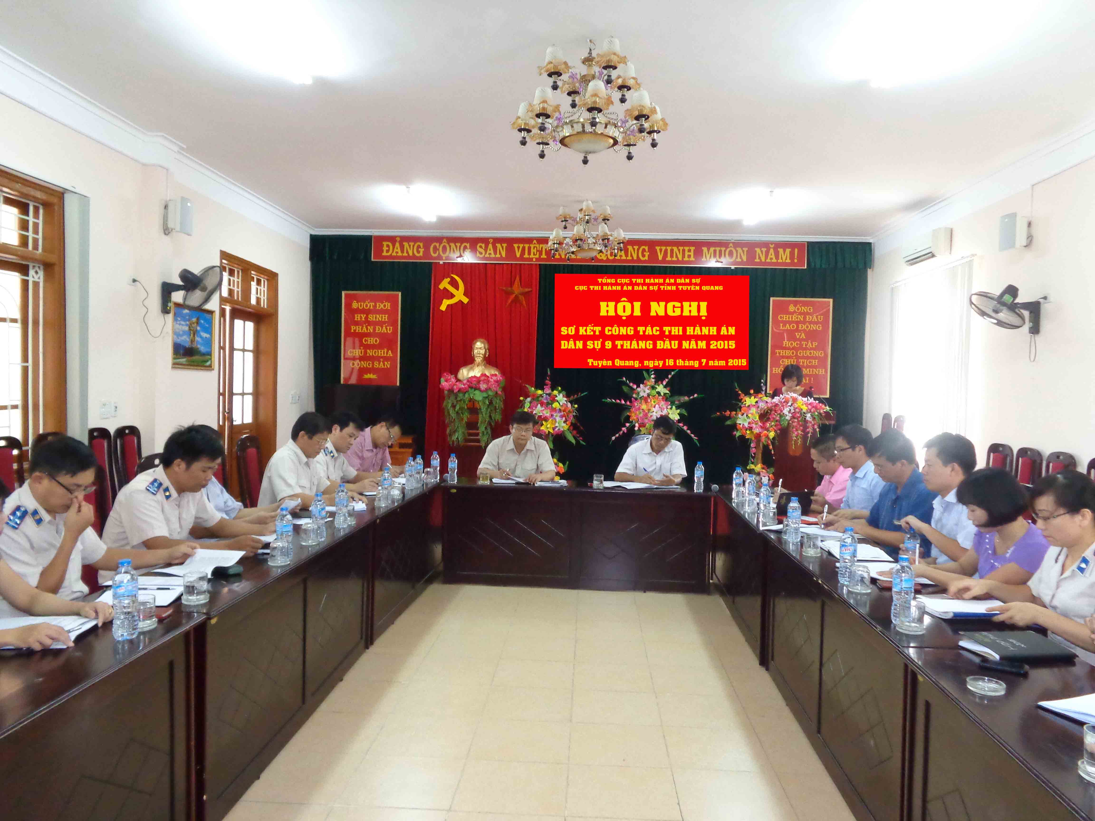 Cục Thi hành án dân sự tỉnh Tuyên Quang  tổ chức Hội nghị giao ban công tác THADS 9 tháng đầu năm, nhiệm vụ, giải pháp 3 tháng cuối năm 2015.